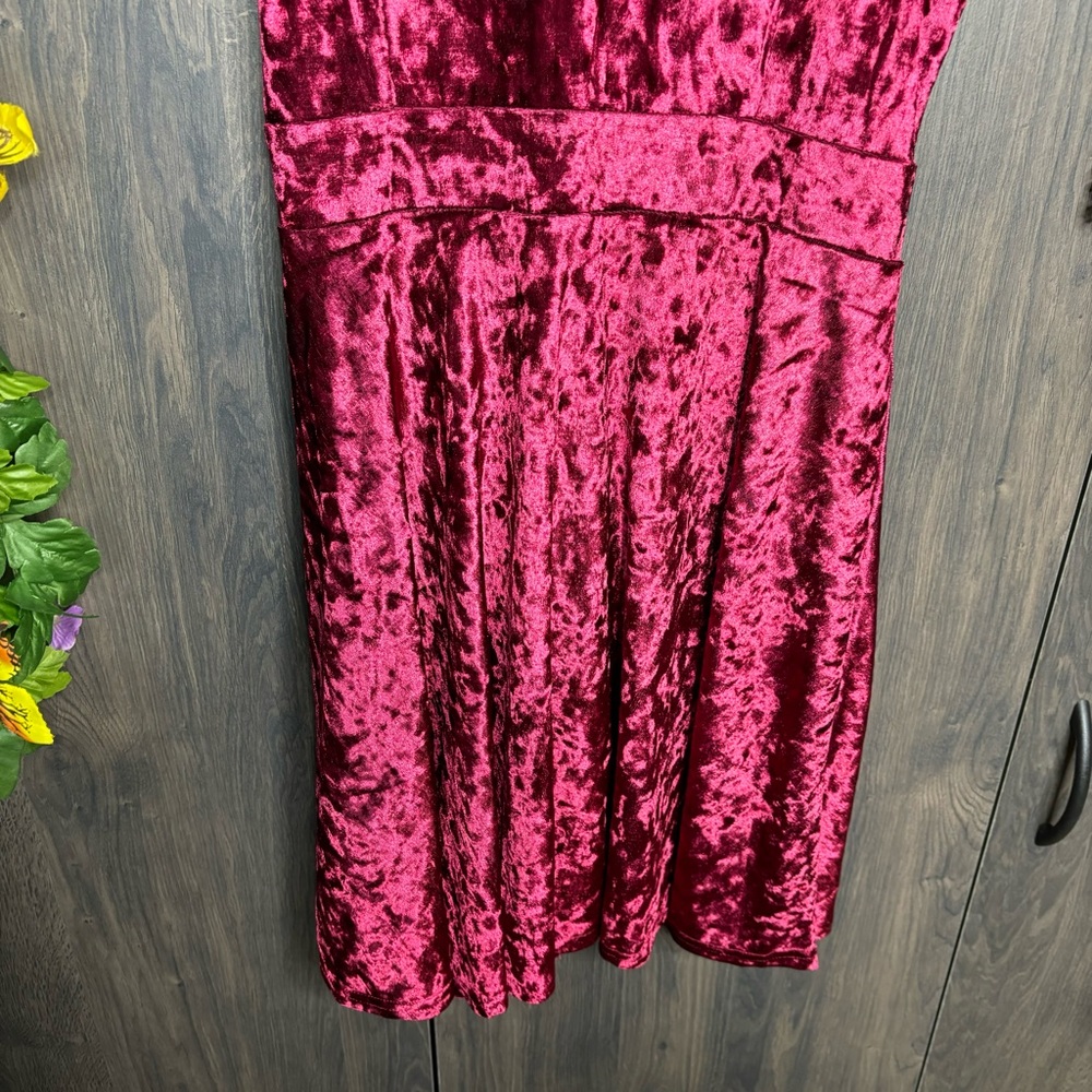 b💙2/$40💙NWT R. Vivimos Crushed Velvet Burgundy Red Swing Dress Size Medium - Picture 11 of 16